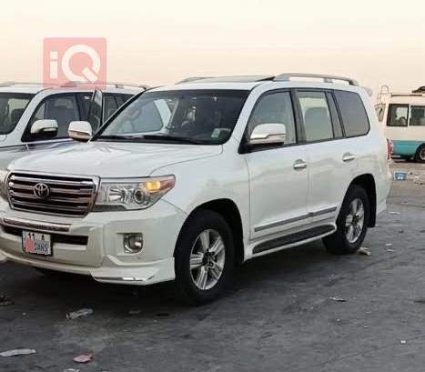 تويوتا لاندكروزر